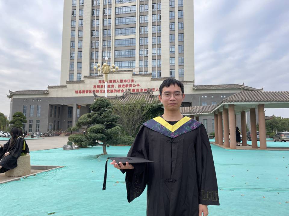 励志青春|刘荣芳：持奋斗之钥 启梦想之门_学子典型风采_南昌工学院机械与车辆工程学院欢迎您