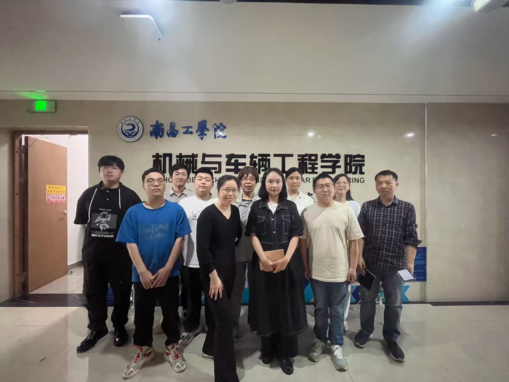 1745498662128234.jpg 1745498662128234.jpg